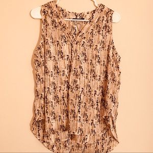 NWT Tommy Hilfiger Sleeveless V-Neck Blouse Size M